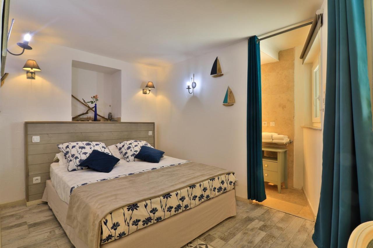 Bed and breakfast Le Mazet de Tourrettes Extérieur photo