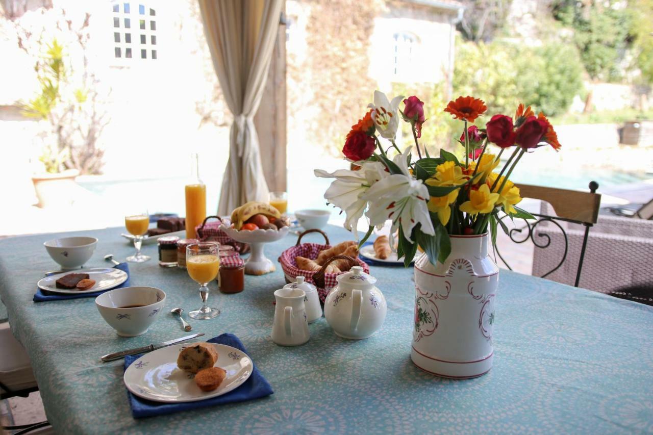 Bed and breakfast Le Mazet de Tourrettes Extérieur photo